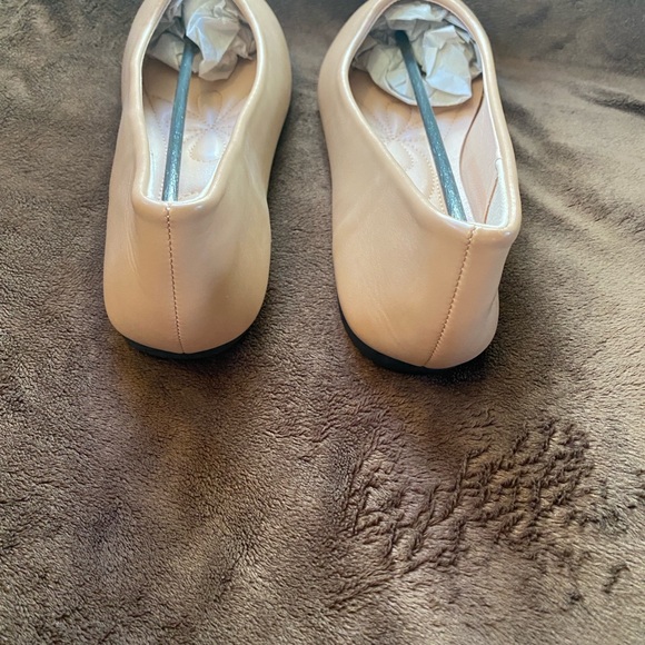 New Tan Flats - Picture 2 of 7